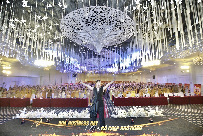 Công ty Dược Mỹ phẩm ADA Group: Tổ chức vinh danh đại lý xuất sắc